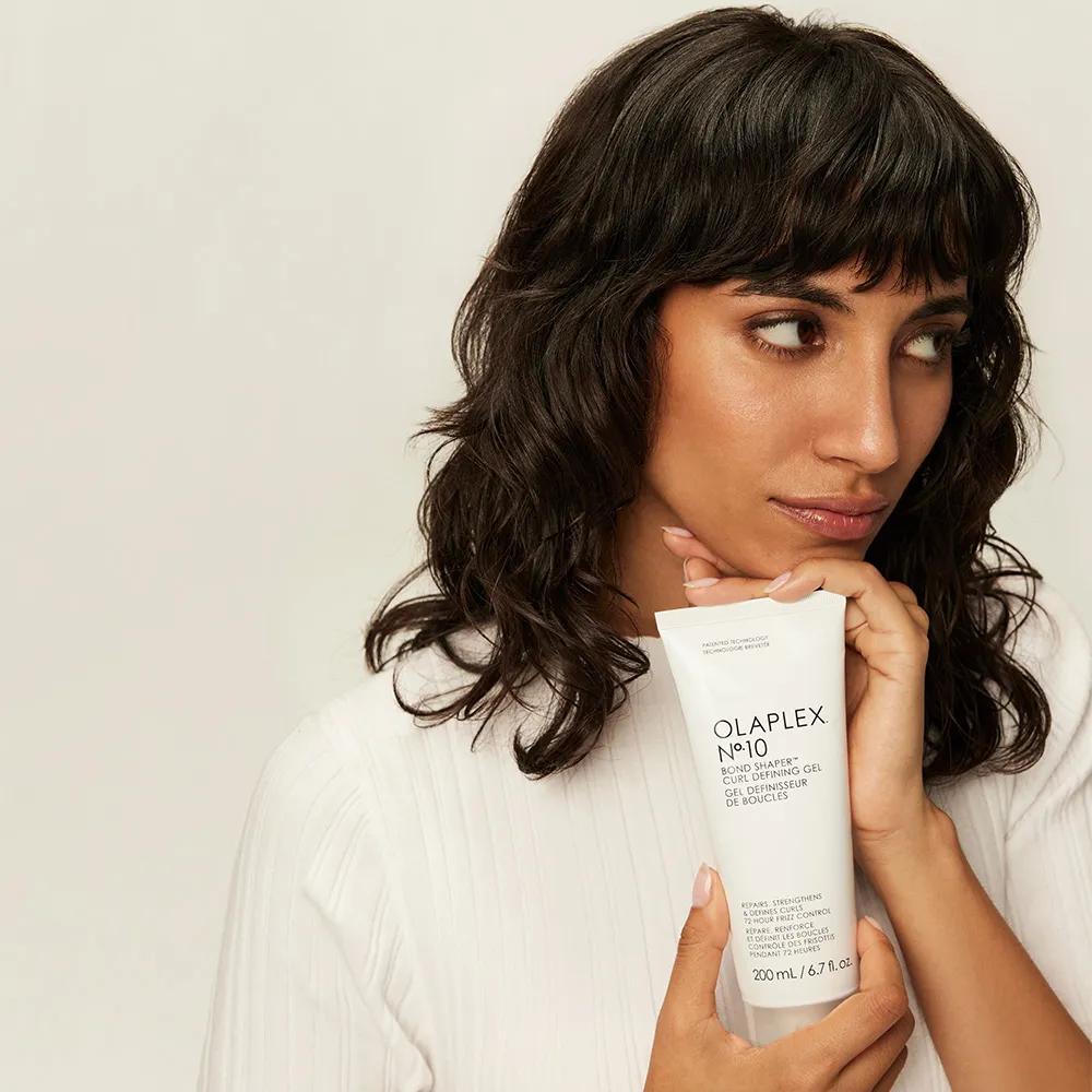 Olaplex No.10 Bond Shaper Curl Defining Gel 200 ml 4 Olaplex No.10 Bond Shaper Curl Defining Gel 200 ml